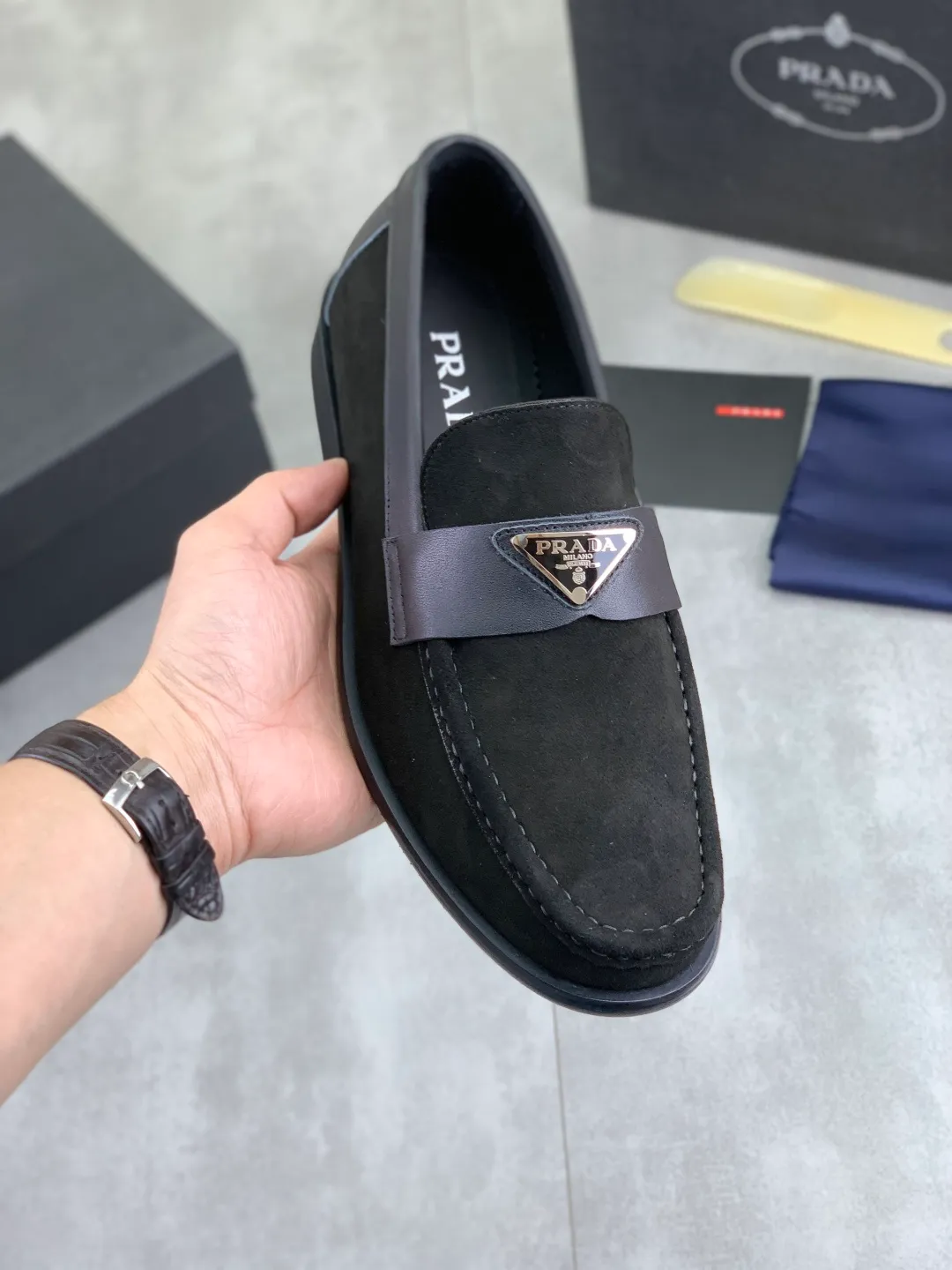Men's men's shoes P560 new style 💰 💎💎💎 water-dyed cow lining original order quality PRADA —🆘.Prada original order purchasing, high-end business leather shoes, fabric: imported from Italy calfskin ➕ water-dyed cow lining / cowhide lining ➕ special original outsole, fine workmanship, real thing ^_^ Photographed 🎬size: 38-45